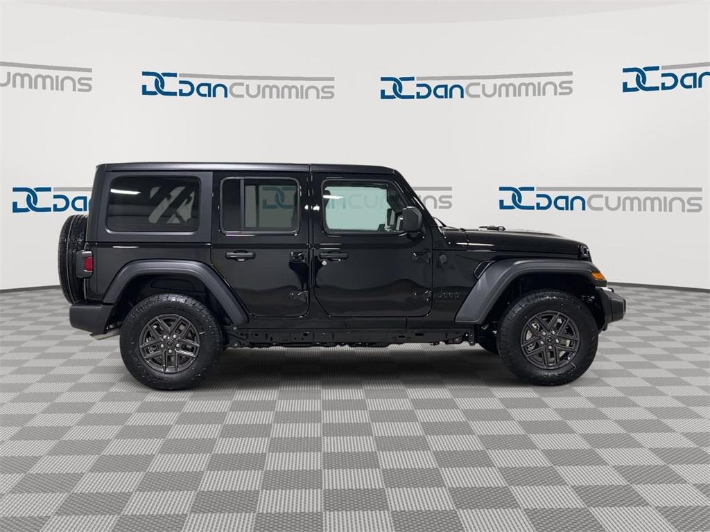 new 2025 Jeep Wrangler car, priced at $45,158