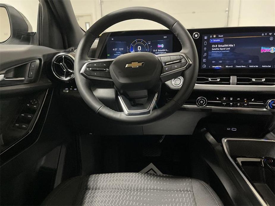 new 2025 Chevrolet Equinox car, priced at $28,873