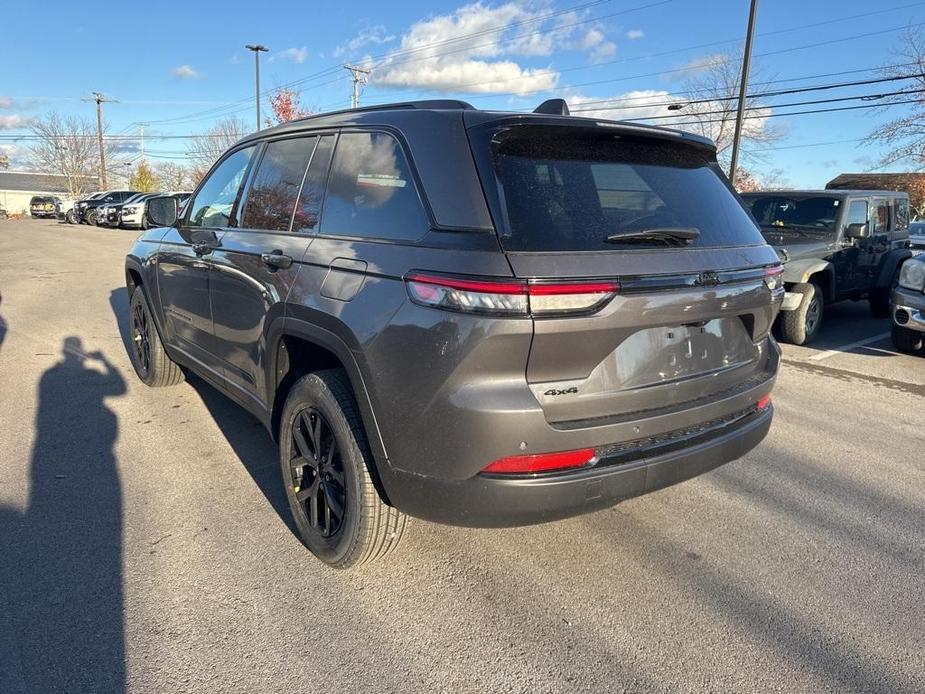 new 2025 Jeep Grand Cherokee car, priced at $44,530