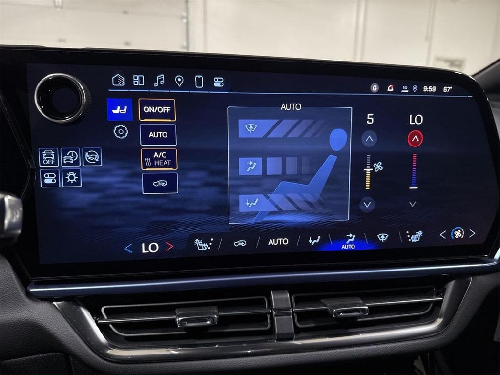 new 2025 Chevrolet Equinox EV car, priced at $35,873