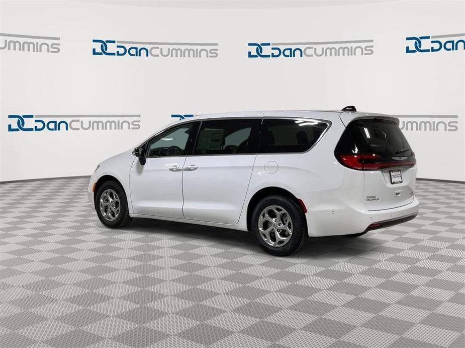 new 2024 Chrysler Pacifica car, priced at $52,886