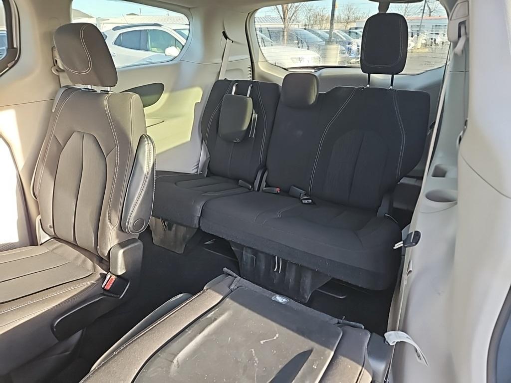 used 2023 Chrysler Voyager car