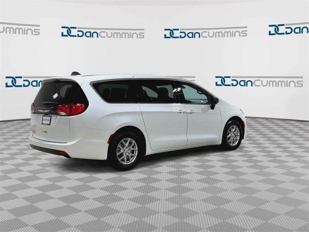 new 2025 Chrysler Voyager car, priced at $38,293