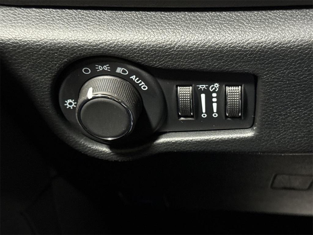 new 2025 Chrysler Voyager car, priced at $39,051
