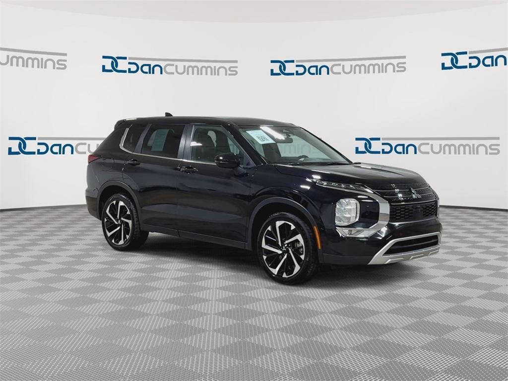 used 2023 Mitsubishi Outlander car, priced at $22,987