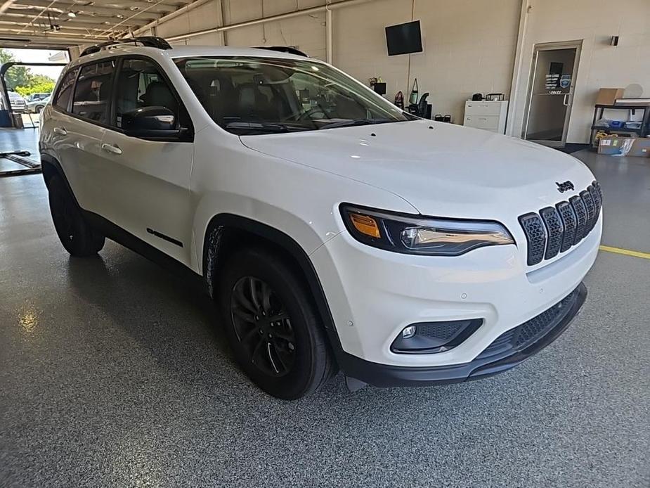 used 2023 Jeep Cherokee car, priced at $27,487