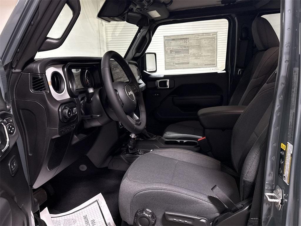 new 2025 Jeep Wrangler car, priced at $49,809