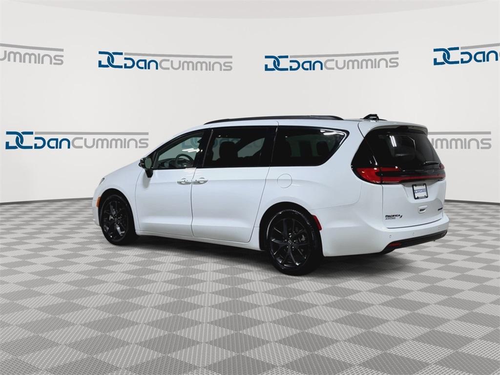 used 2025 Chrysler Pacifica car, priced at $38,987