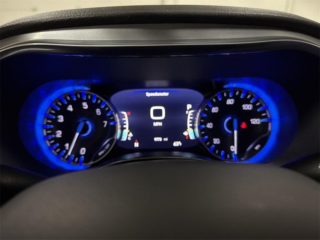 used 2025 Chrysler Pacifica car, priced at $38,987