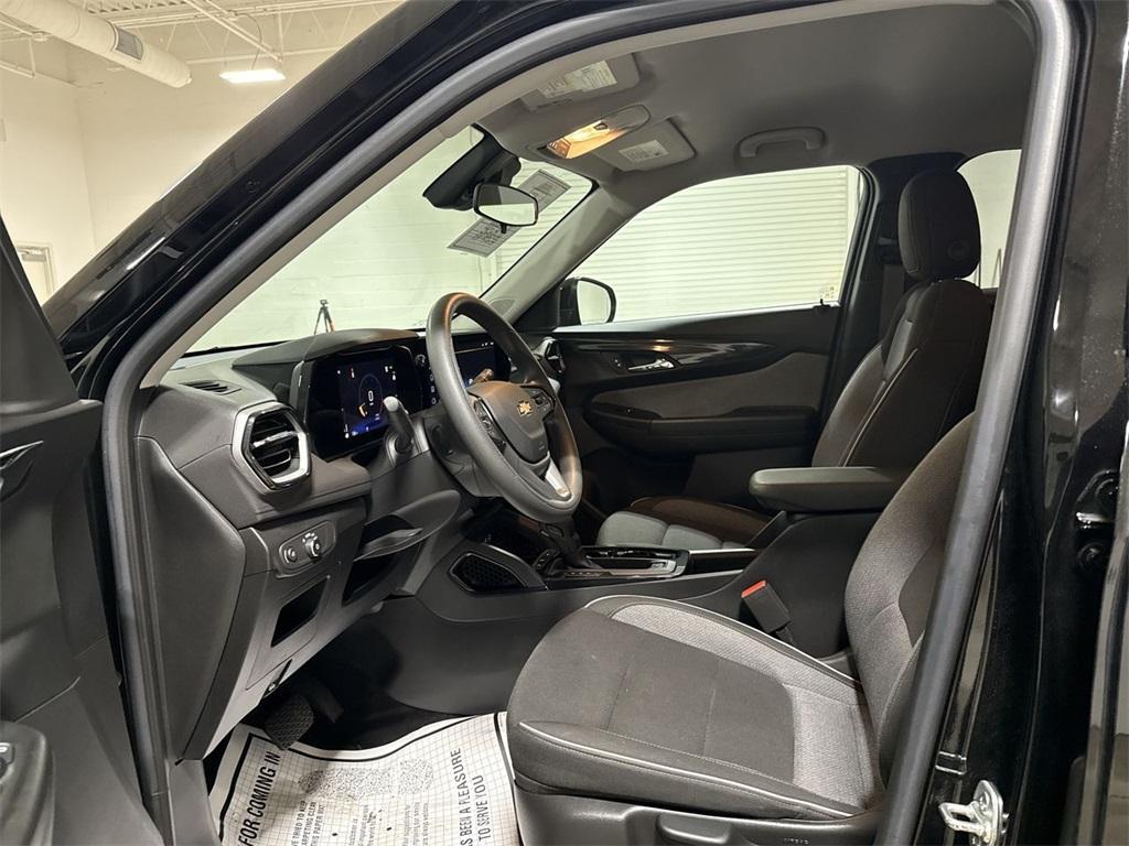 used 2024 Chevrolet TrailBlazer car, priced at $21,983