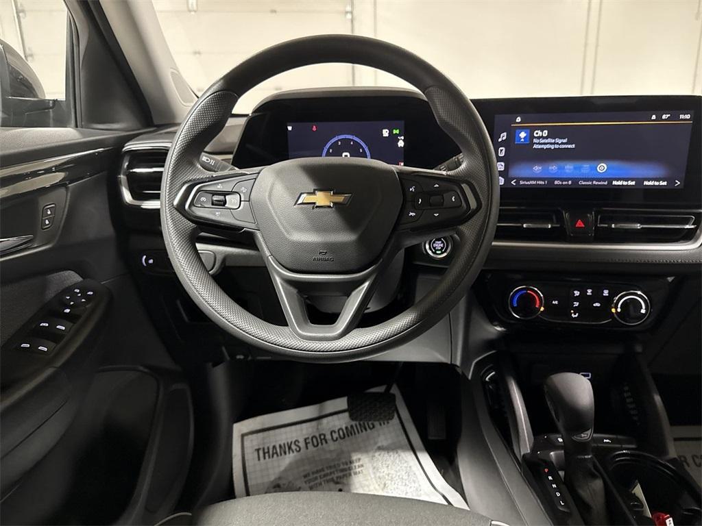 used 2024 Chevrolet TrailBlazer car, priced at $21,983