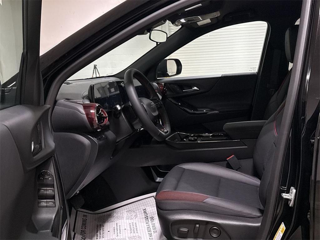 new 2025 Chevrolet Equinox car, priced at $34,345