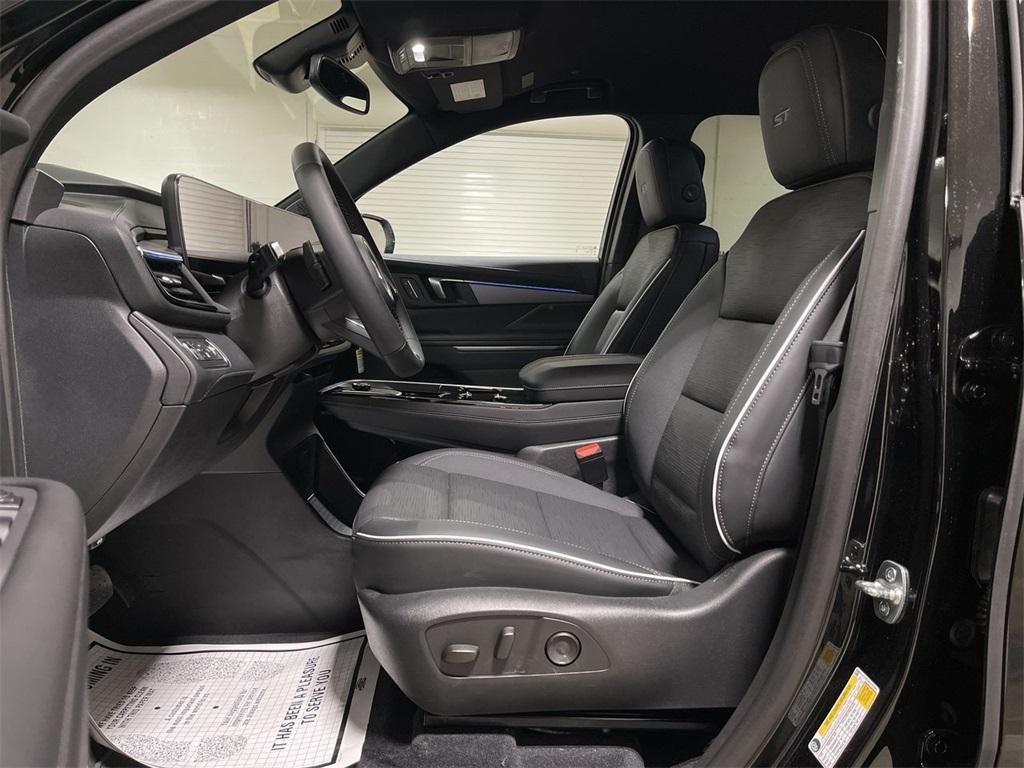 new 2025 Buick Enclave car, priced at $48,669