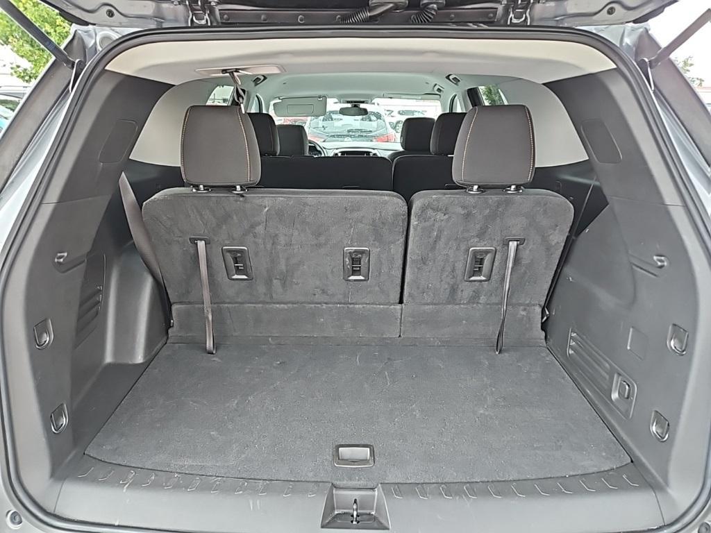 used 2021 Chevrolet Traverse car, priced at $24,787