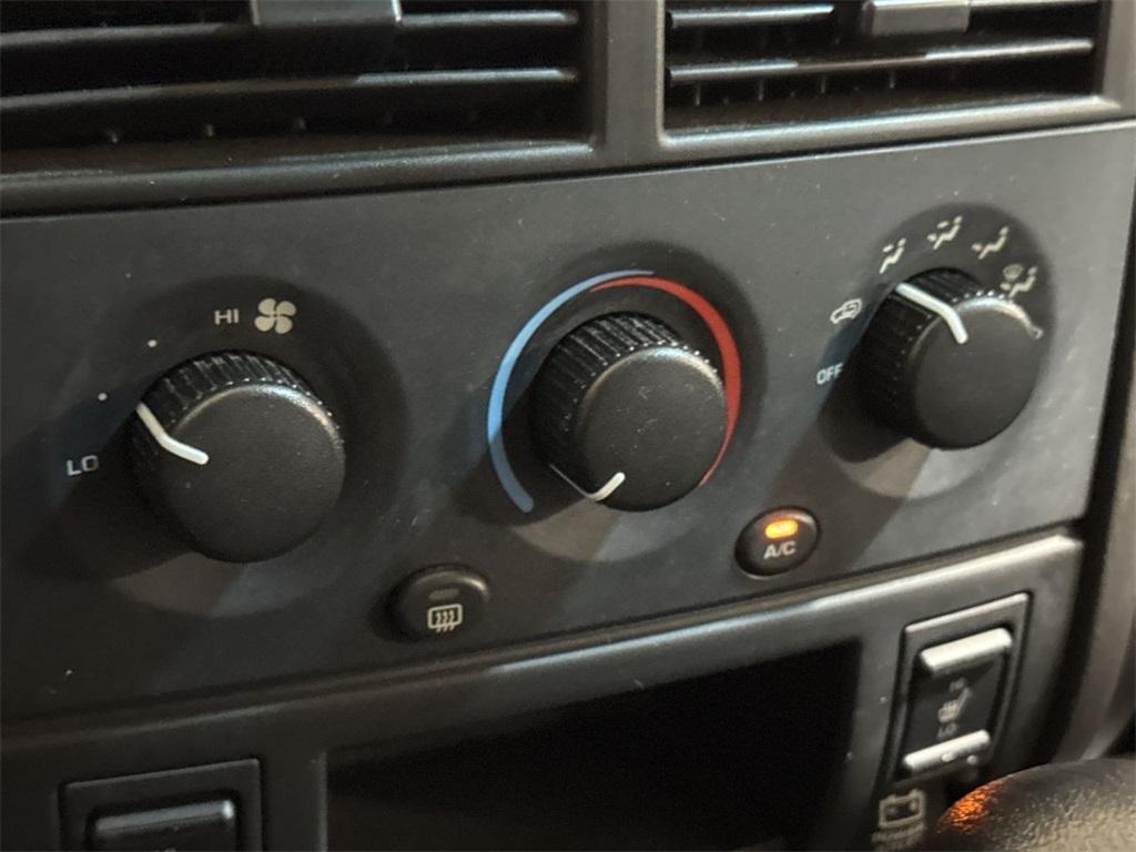 used 2004 Jeep Grand Cherokee car, priced at $3,500