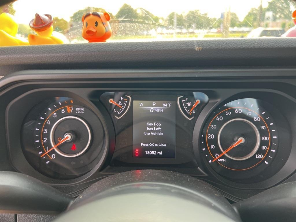 used 2024 Jeep Gladiator car, priced at $37,987