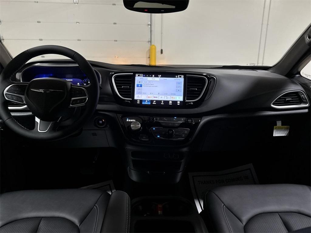 new 2025 Chrysler Voyager car, priced at $38,293