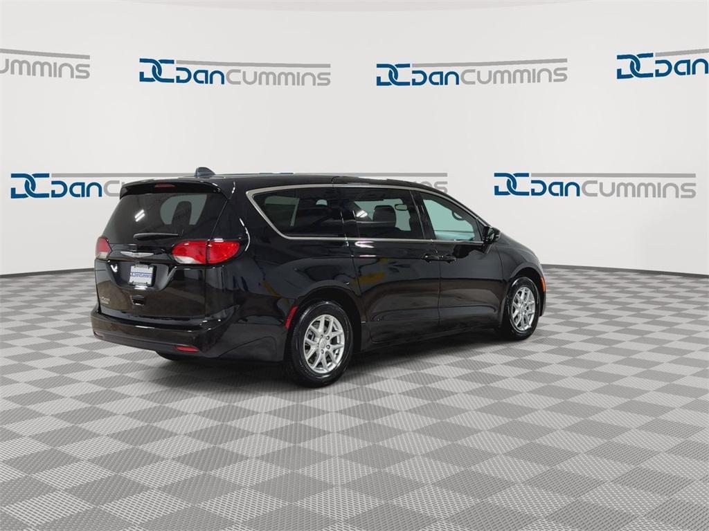 new 2025 Chrysler Voyager car, priced at $38,293