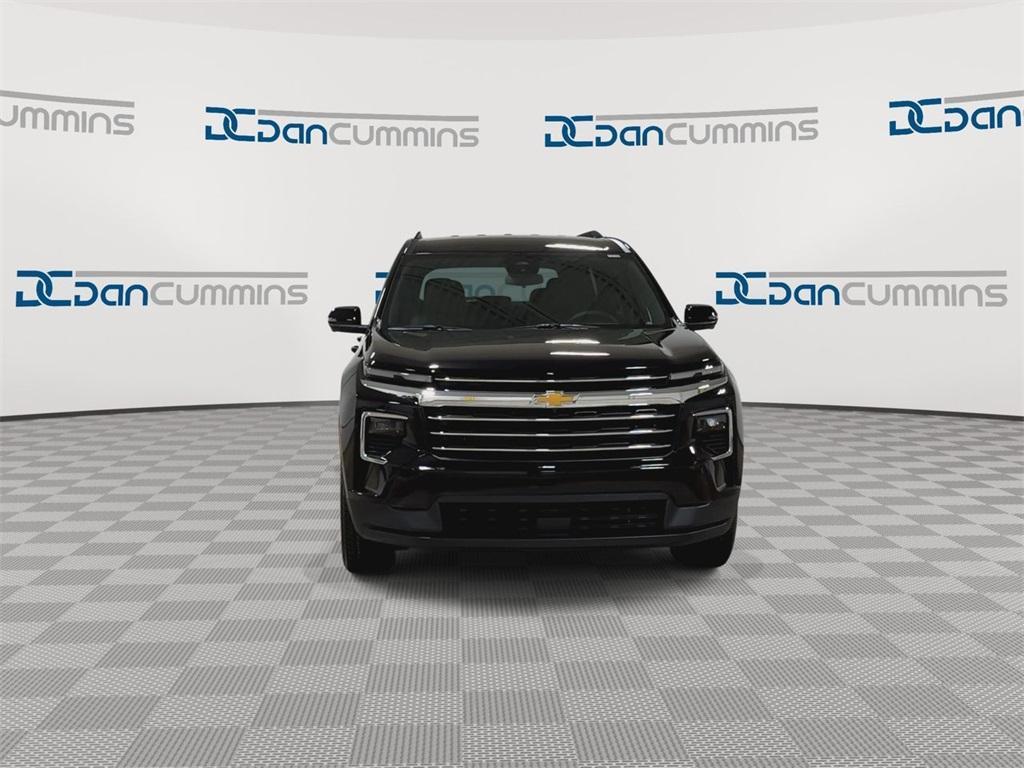 new 2025 Chevrolet Traverse car, priced at $43,597