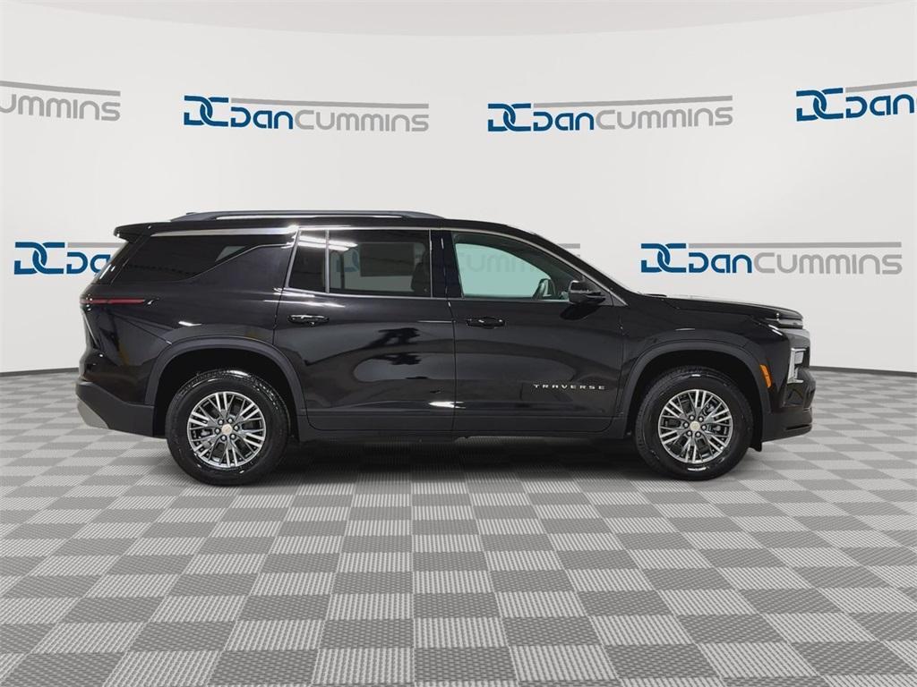 new 2025 Chevrolet Traverse car, priced at $43,597