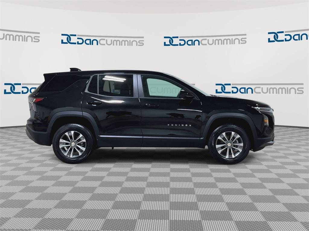 new 2026 Chevrolet Equinox car, priced at $27,495