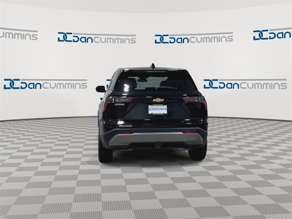 new 2026 Chevrolet Equinox car, priced at $27,495
