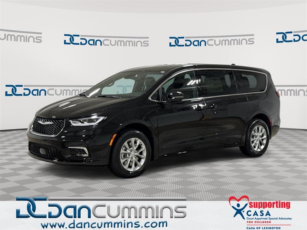 new 2025 Chrysler Pacifica car, priced at $49,090
