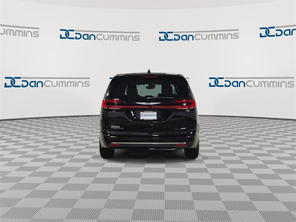 new 2025 Chrysler Pacifica car, priced at $49,090