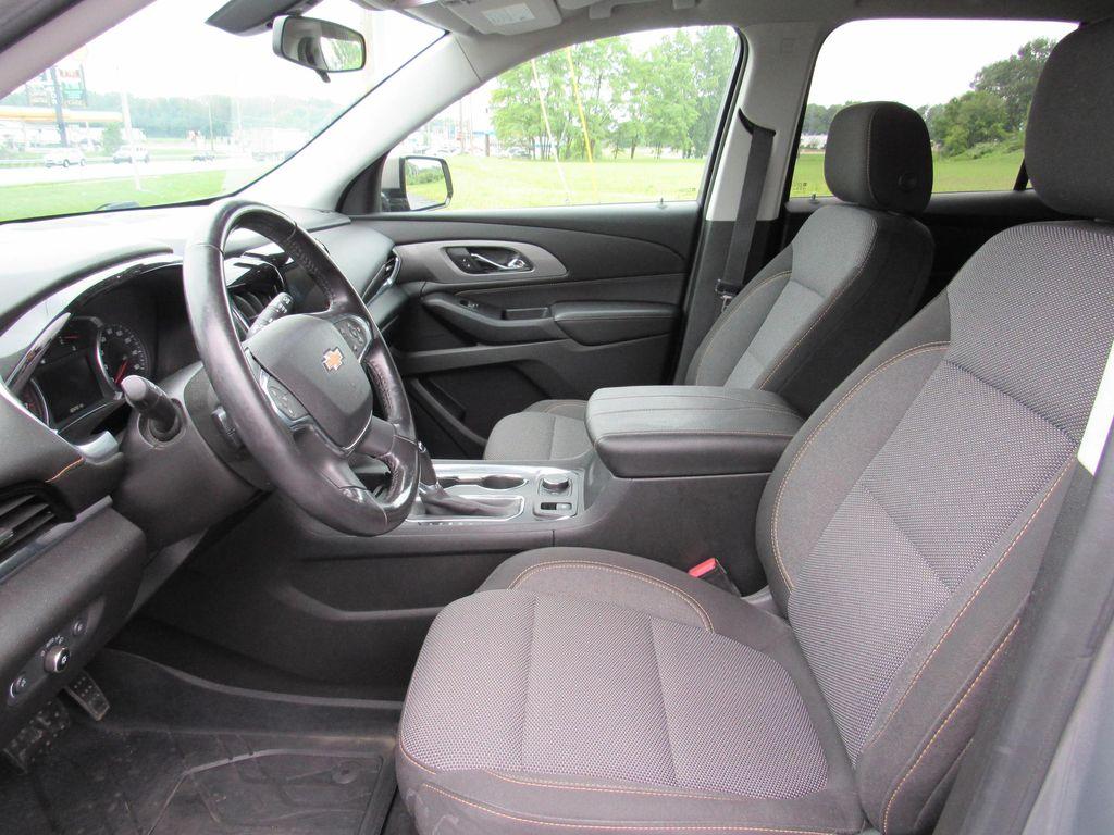 used 2018 Chevrolet Traverse car, priced at $19,895