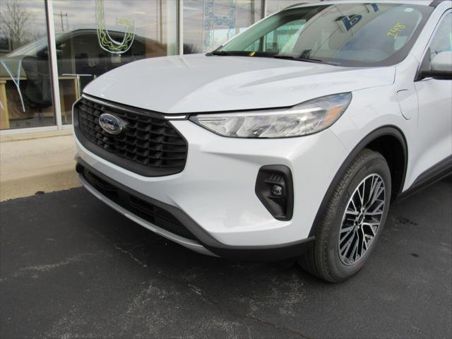 new 2025 Ford Escape car, priced at $39,895