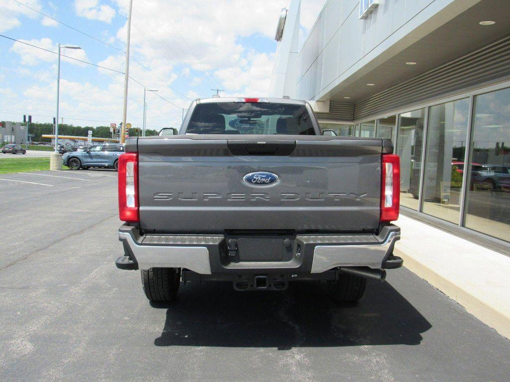 new 2025 Ford F-350 car, priced at $58,800