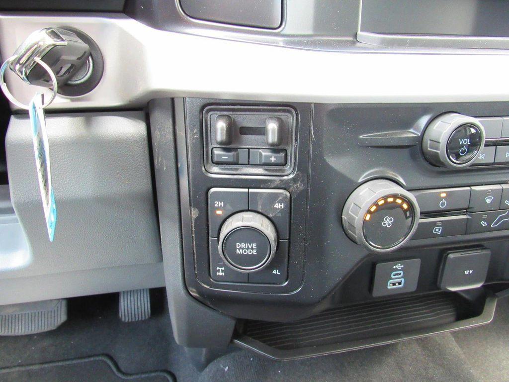 new 2025 Ford F-350 car, priced at $58,800