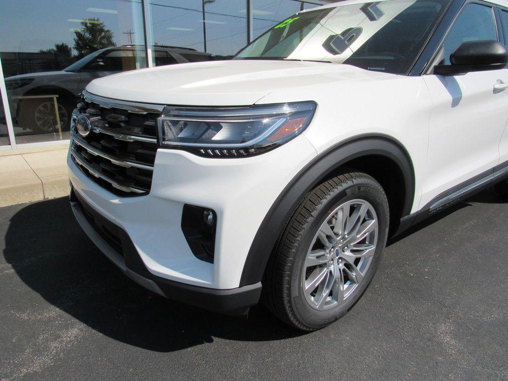 new 2025 Ford Explorer car, priced at $51,550