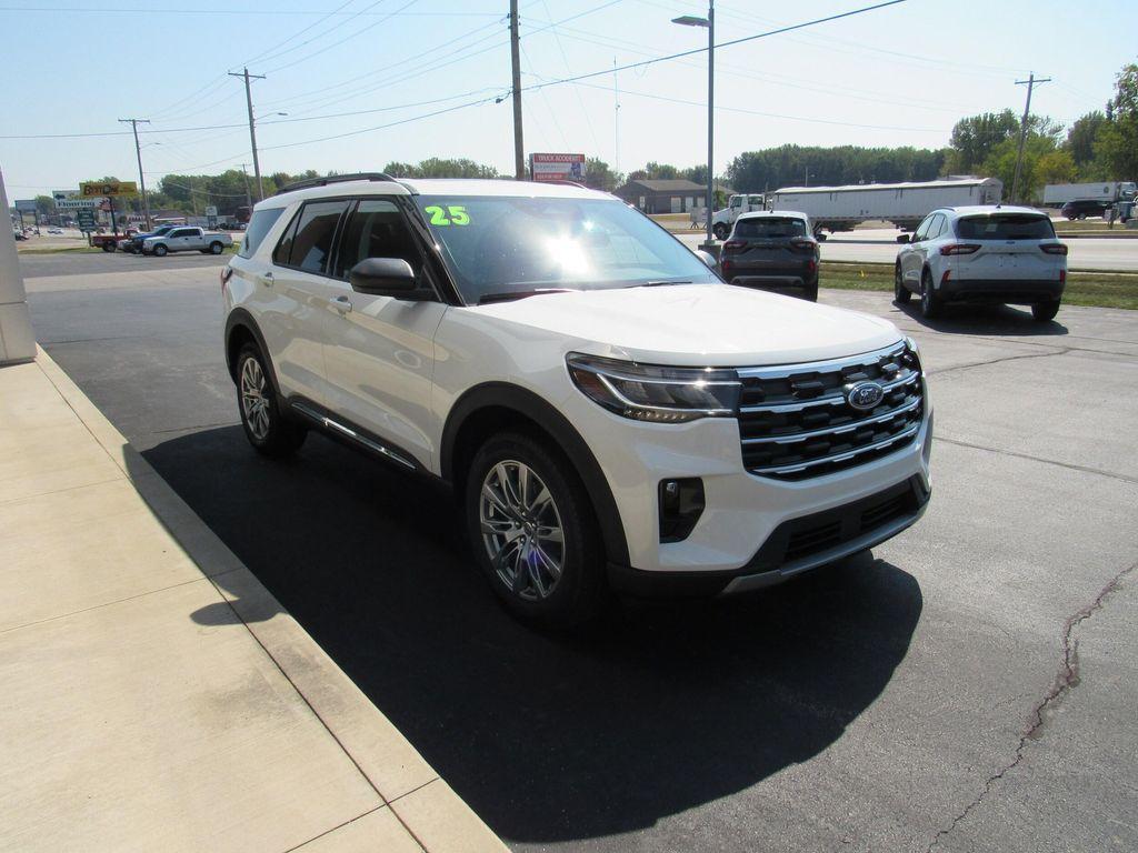 new 2025 Ford Explorer car, priced at $51,550