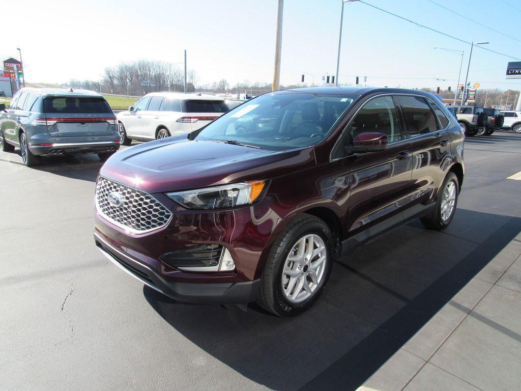 used 2024 Ford Edge car, priced at $25,895