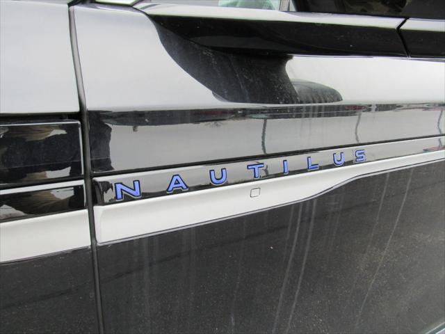 new 2025 Lincoln Nautilus car, priced at $60,520