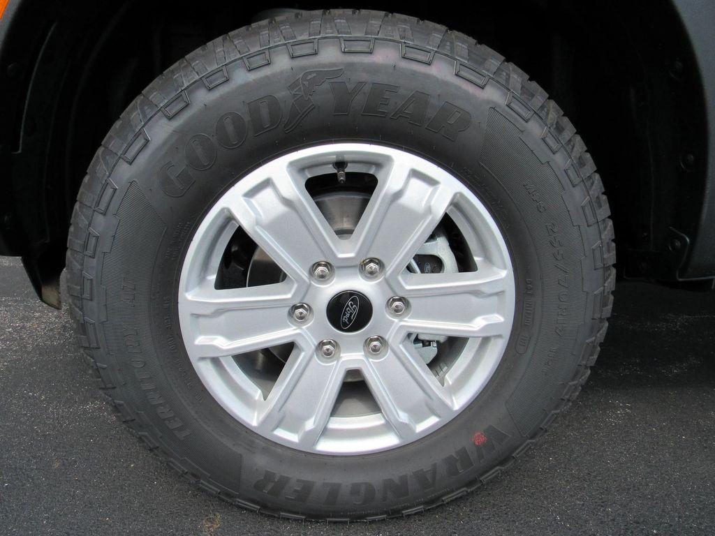 new 2025 Ford Ranger car, priced at $39,945