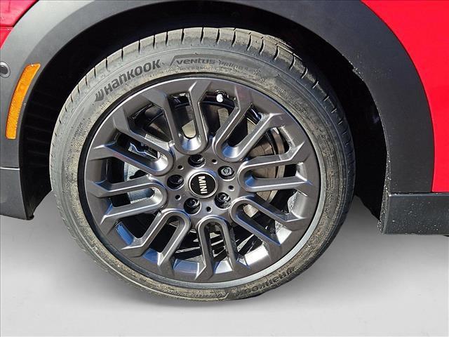 new 2025 MINI Hardtop car, priced at $32,430