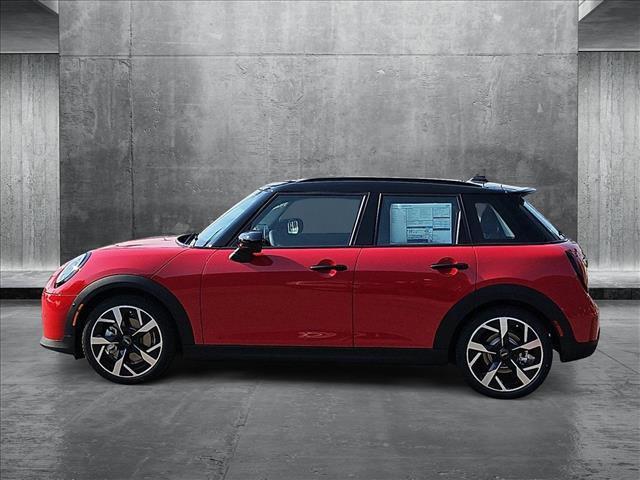 new 2025 MINI Hardtop car, priced at $38,370