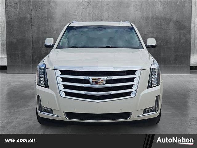used 2015 Cadillac Escalade ESV car, priced at $19,992