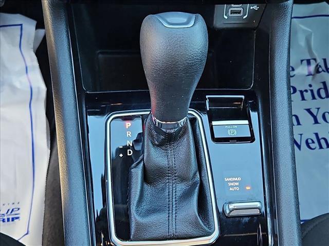 used 2023 Jeep Compass car, priced at $17,400