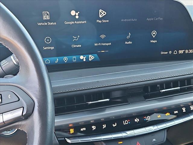 used 2024 Cadillac XT4 car, priced at $33,199