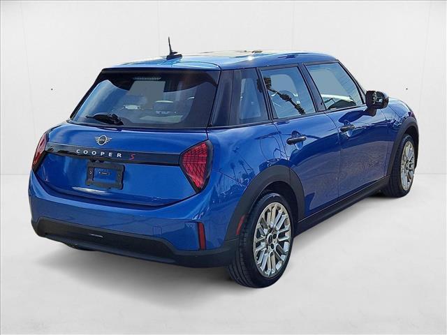 new 2025 MINI Hardtop car, priced at $39,380