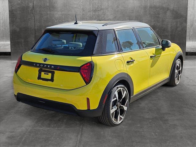 new 2025 MINI Hardtop car, priced at $38,670