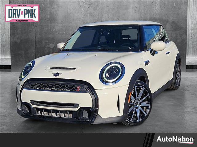 used 2022 MINI Hardtop car, priced at $23,250