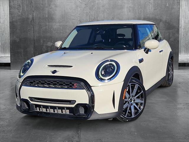 used 2022 MINI Hardtop car, priced at $22,656