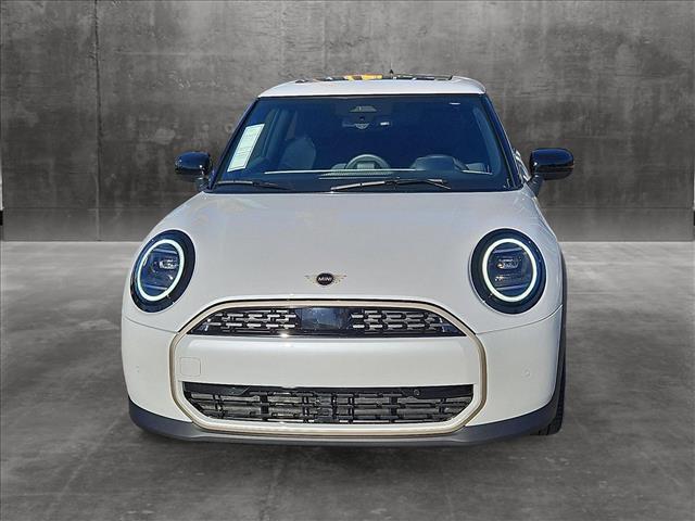 new 2025 MINI Hardtop car, priced at $32,420