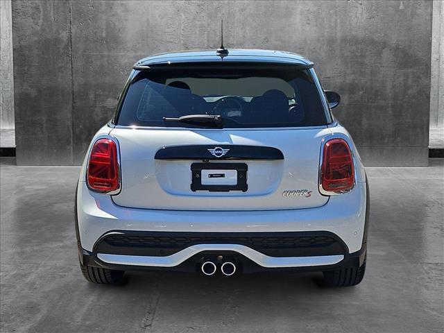 used 2024 MINI Hardtop car, priced at $29,007