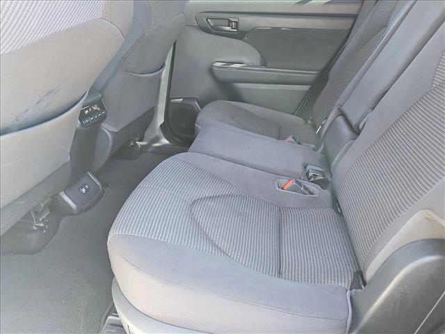 used 2020 Toyota Highlander Hybrid car, priced at $25,947