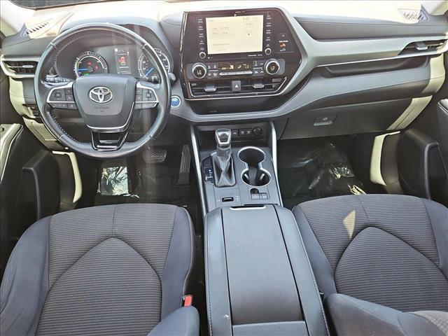 used 2020 Toyota Highlander Hybrid car, priced at $25,947